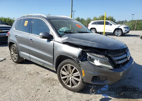 2013 Volkswagen Tiguan S from USA, damaged, VIN WVGAV3AX4DW596702